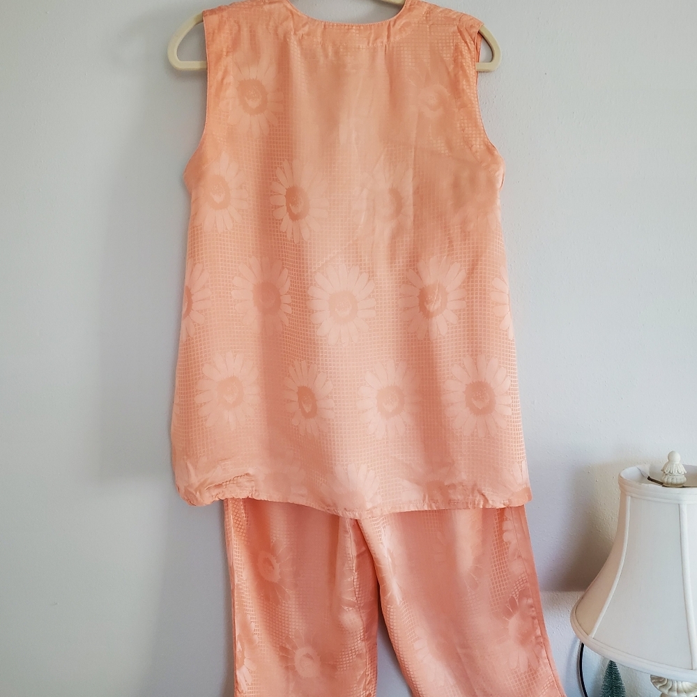 SOFT SURROUNDINGS 100% SILK PAJAMA SET SZ PM NWOT - Picture 9 of 11